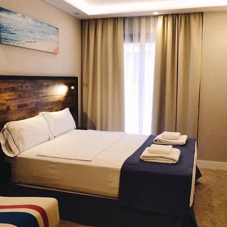 Gbh Hotel-Apartamentos Posidonia Benidorm Esterno foto