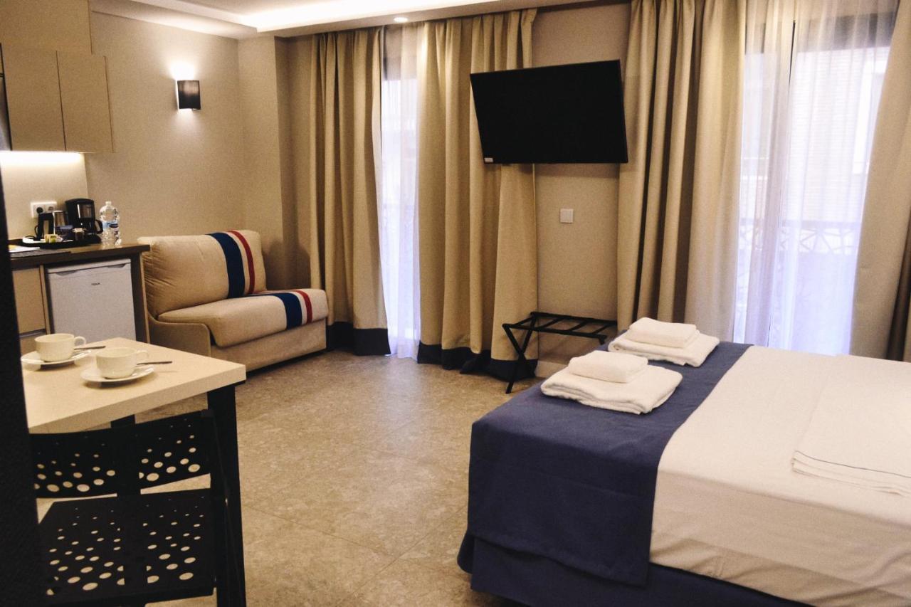 Gbh Hotel-Apartamentos Posidonia Benidorm Esterno foto