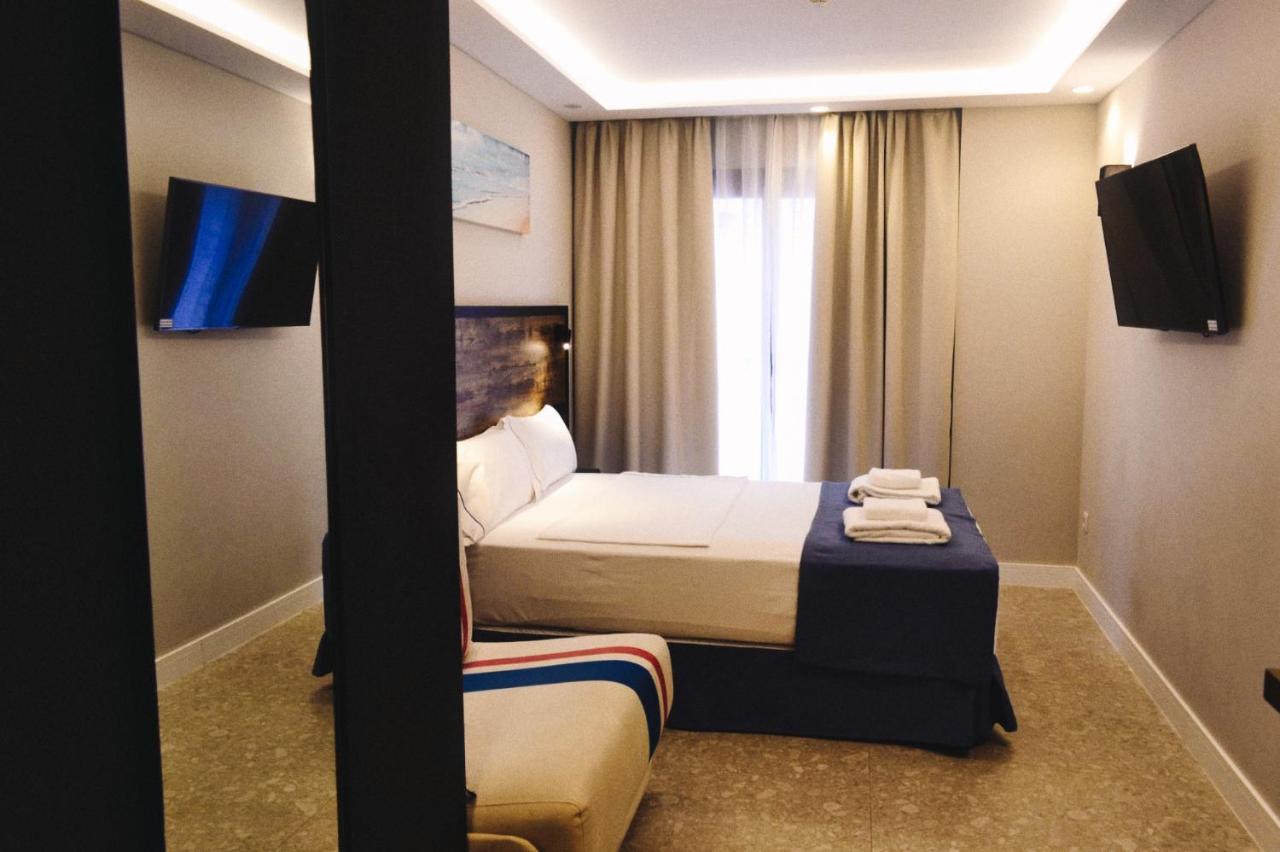 Gbh Hotel-Apartamentos Posidonia Benidorm Esterno foto