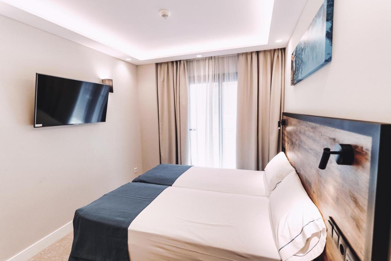 Gbh Hotel-Apartamentos Posidonia Benidorm Esterno foto